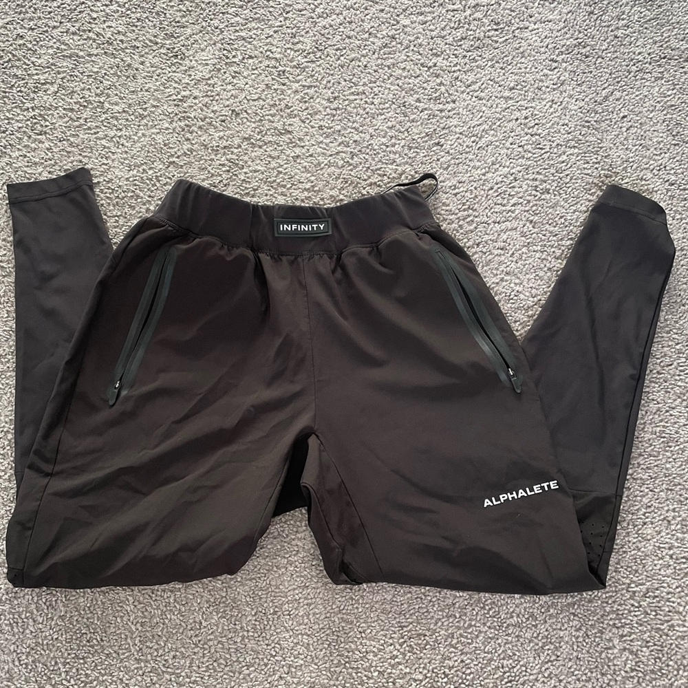 Alphalete Mens infinity joggers